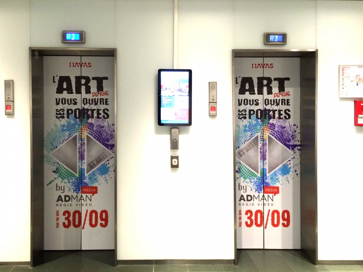 ADMAN MÉDIA COVERING ASCENSEUR